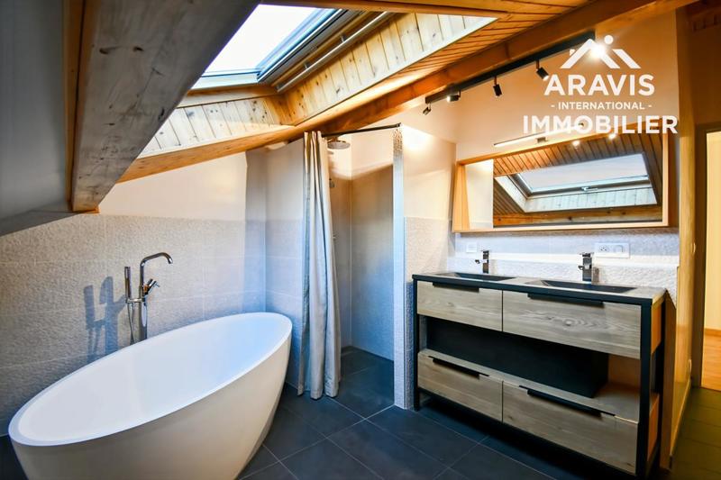 Appartement - 131 m² - 4 pièces