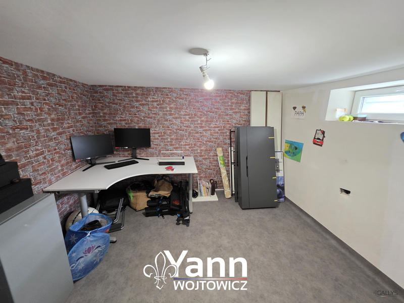 Maison - 98 m² - 5 pièces