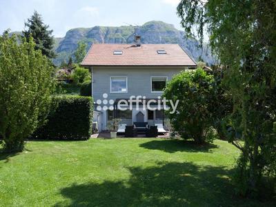 Maison - 168 m² - 6 pièces