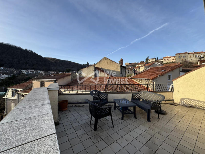 Maison traditionnelle - 85 m² - 3 pièces