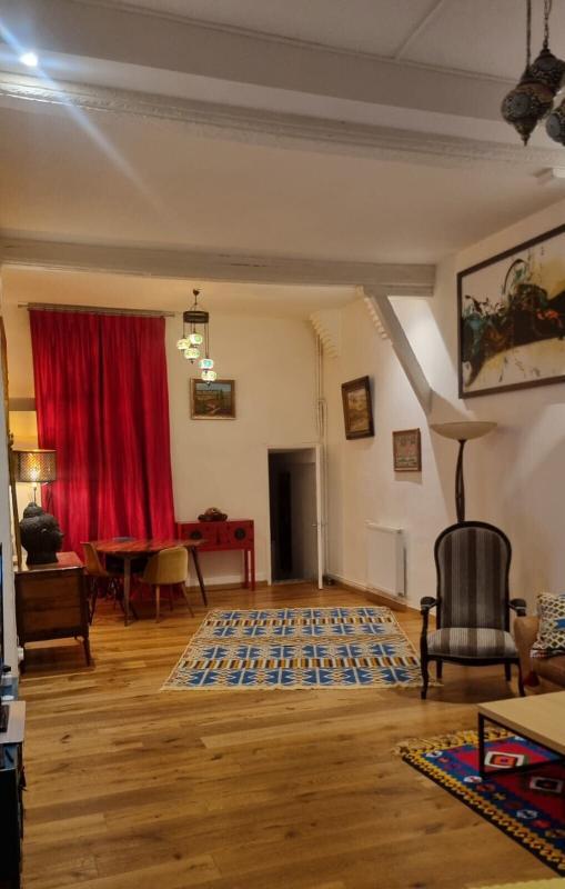 Appartement - 64 m² - 2 pièces