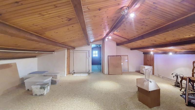 Maison traditionnelle - 169 m² - 6 pièces