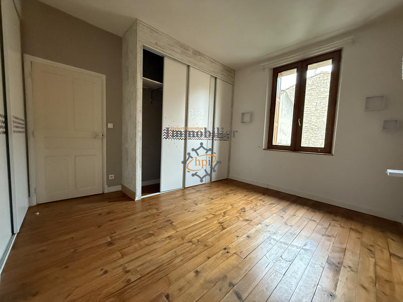 Appartement - 136 m² - 4 pièces