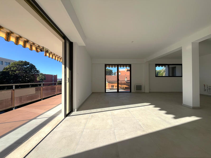 Appartement - 133 m² - 4 pièces