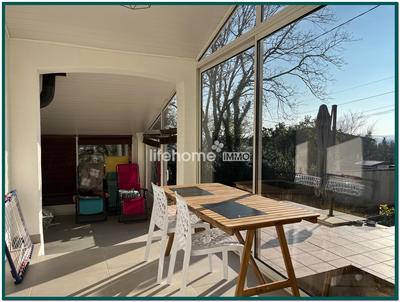 Villa - 130 m² - 4 pièces