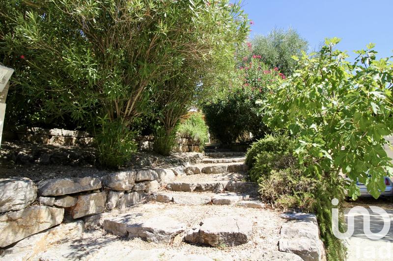 Maison - 225 m² - 5 pièces