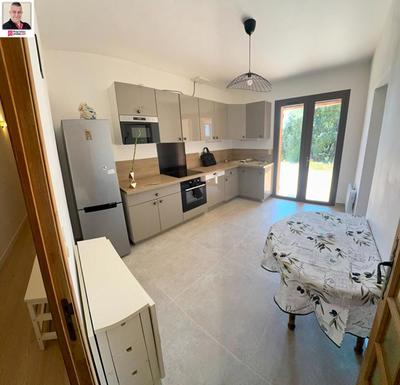 Maison - 76 m² - 3 pièces