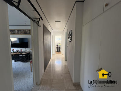 Appartement - 94 m² - 4 pièces