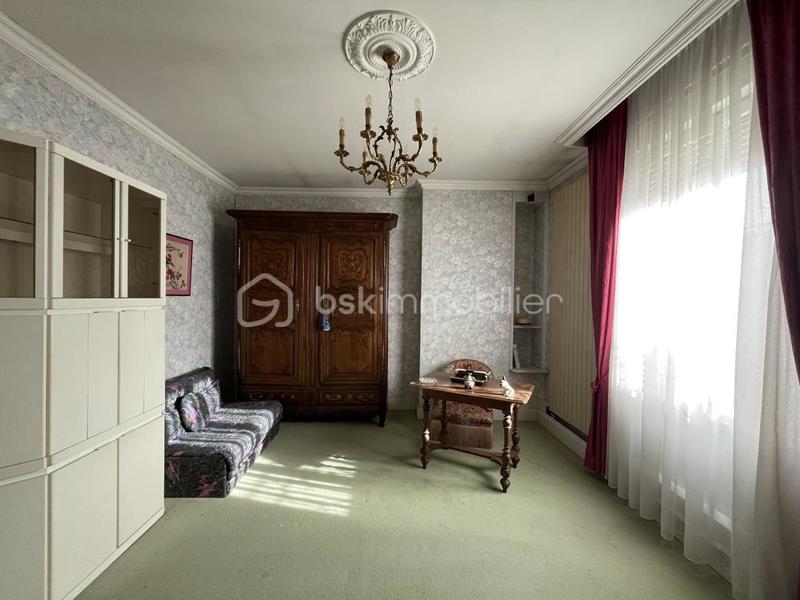 Maison - 308 m² - 9 pièces