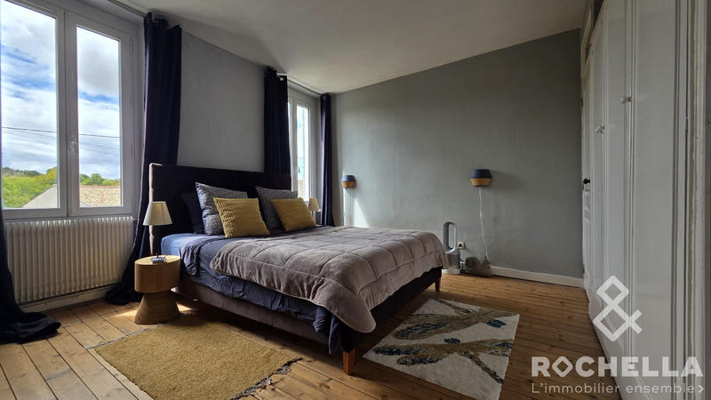 Maison ancienne - 228 m² - 8 pièces