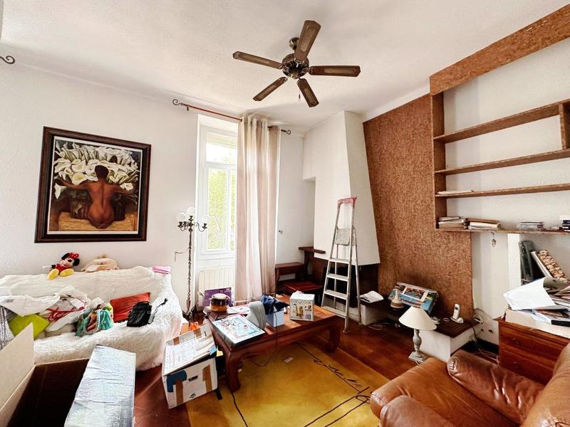 Maison - 300 m² - 5 pièces