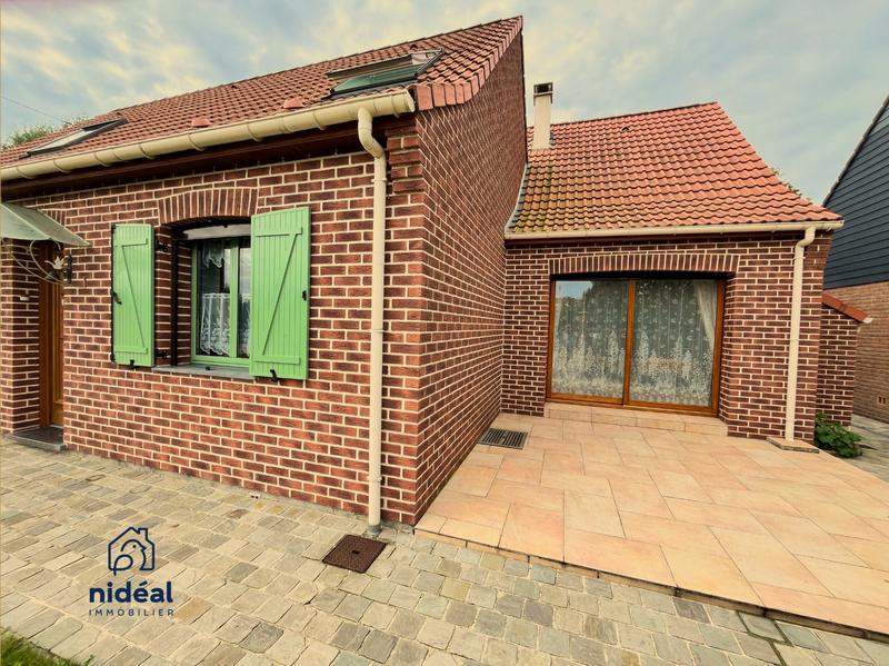 Maison - 240 m² - 8 pièces