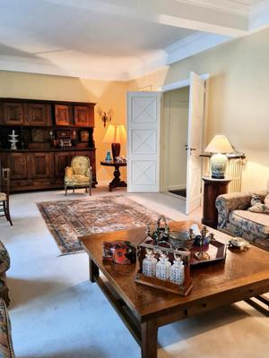 Appartement - 145 m² - 5 pièces