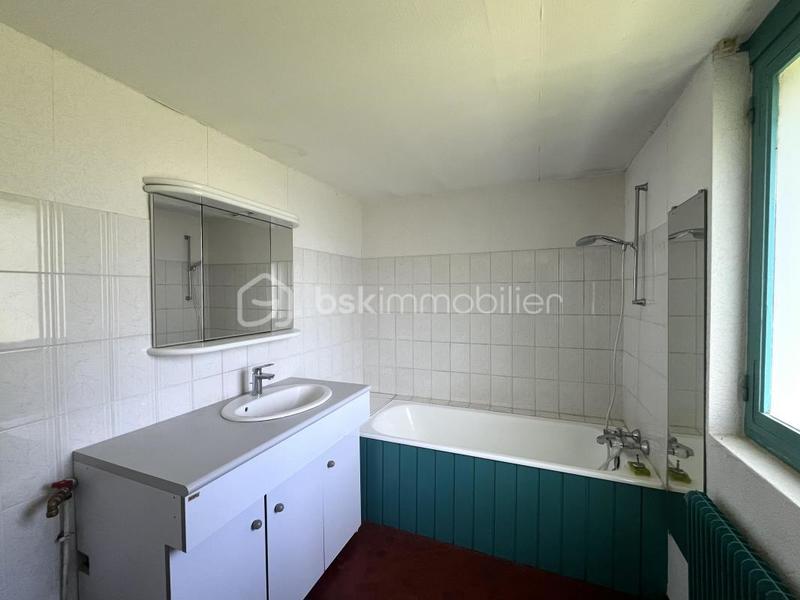 Maison - 128 m² - 7 pièces