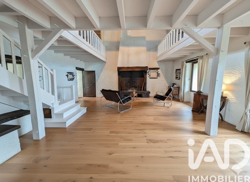 Maison - 176 m² - 7 pièces