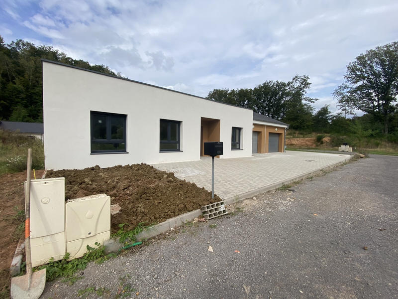 Maison - 95 m² - 5 pièces