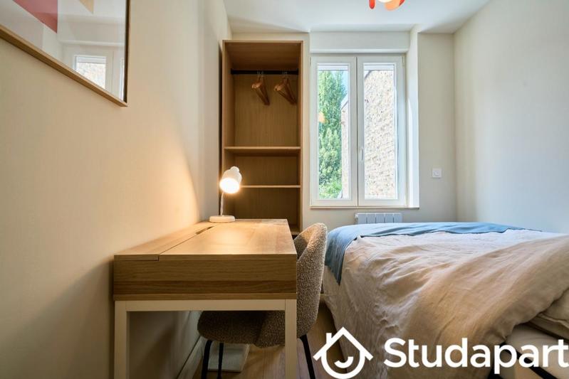 Chambre - 10 m² - 1 pièce