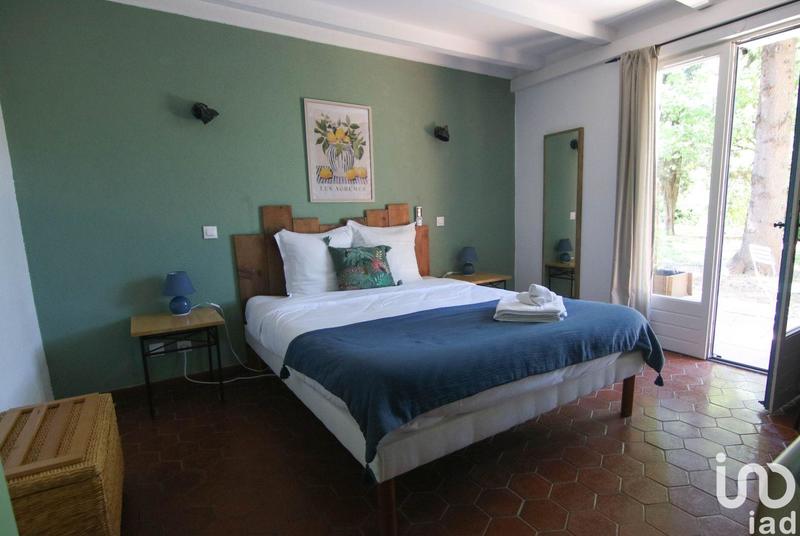 Local commercial - 675 m²