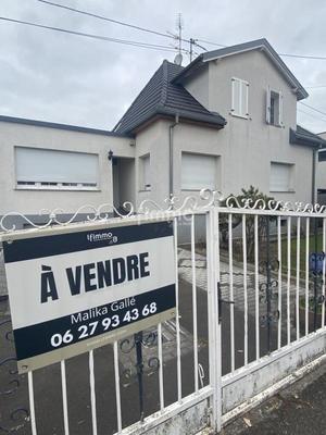 Maison - 197 m² - 7 pièces