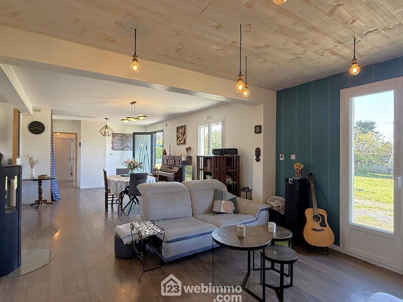 Maison - 207 m² - 6 pièces