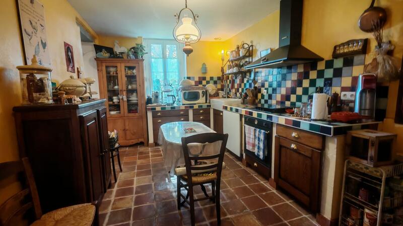 Maison - 203 m² - 7 pièces