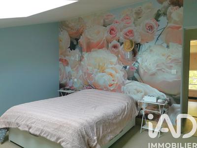 Maison - 213 m² - 10 pièces