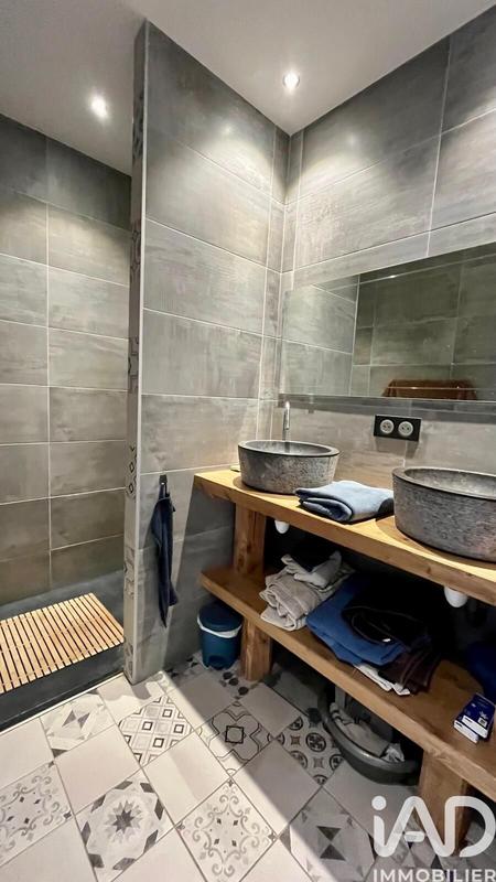 Appartement - 65 m² - 3 pièces