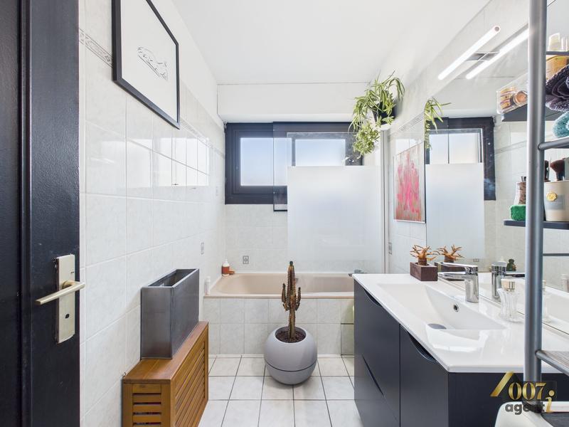 Appartement - 83 m² - 4 pièces