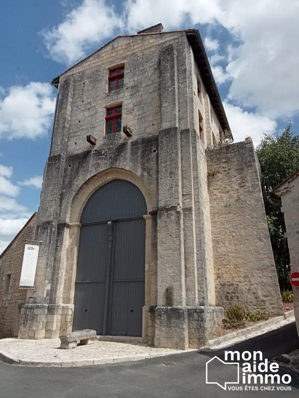 Maison - 180 m² - 4 pièces