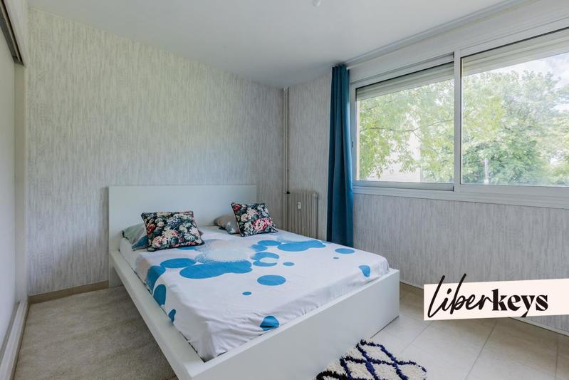 Appartement ancien - 92 m² - 5 pièces