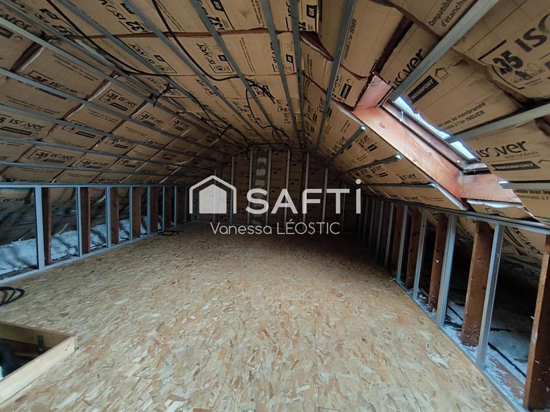 Maison - 90 m² - 5 pièces