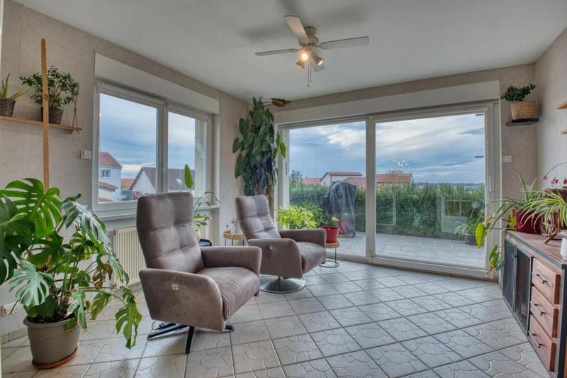 Maison - 266 m² - 7 pièces