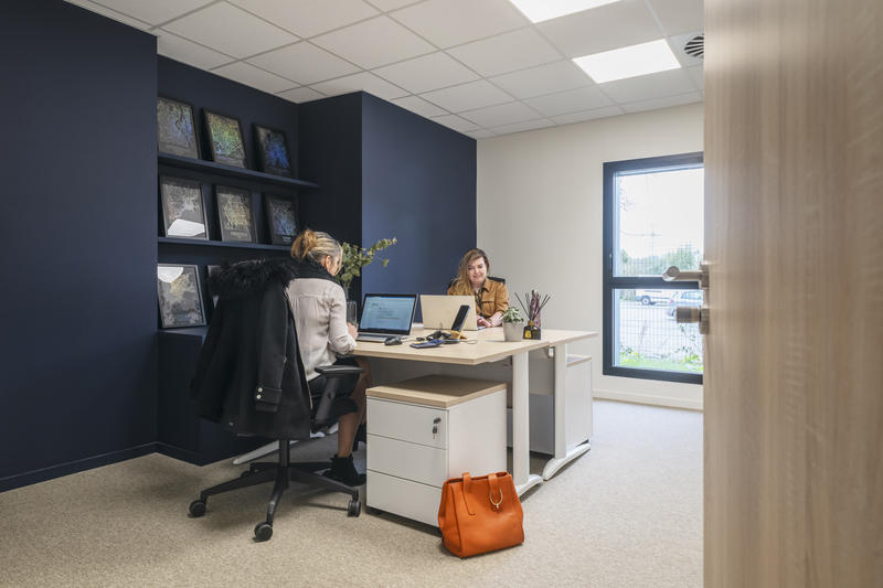 Bureau - 380 m² - 20 pièces