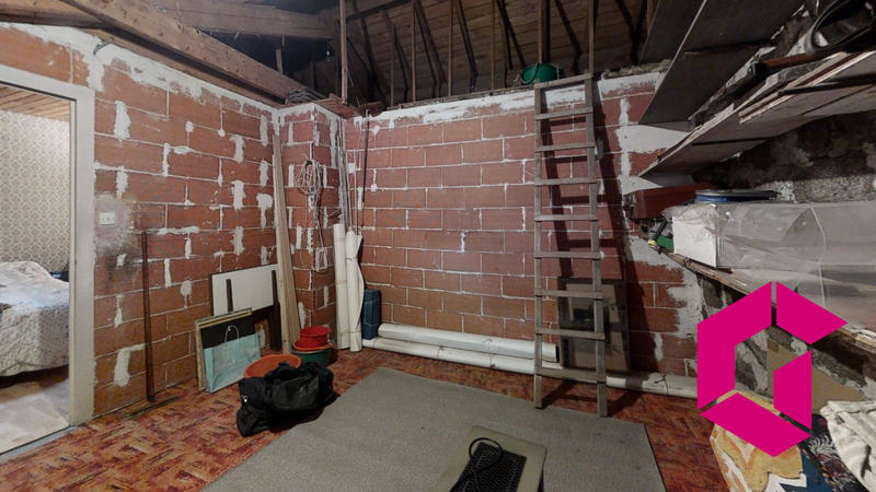 Maison - 90 m² - 5 pièces