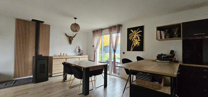 Maison - 84 m² - 4 pièces