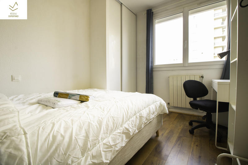 Appartement - 79 m² - 1 pièce