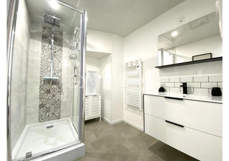 Immeuble - 256 m² - 11 pièces