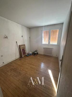 Maison - 114 m² - 6 pièces
