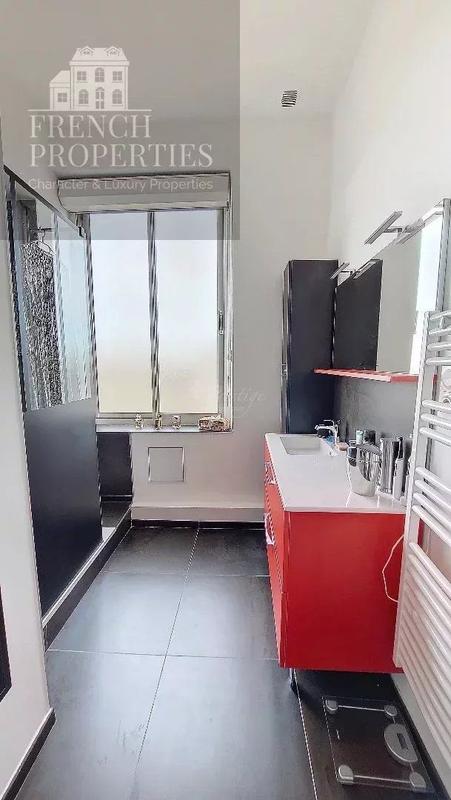 Appartement - 137 m² - 5 pièces