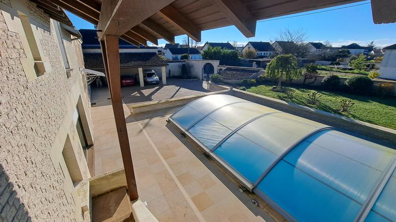 Maison ancienne - 265 m² - 8 pièces