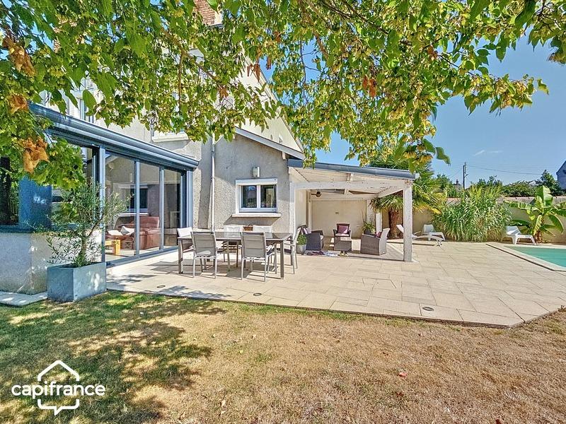 Maison - 122 m² - 6 pièces