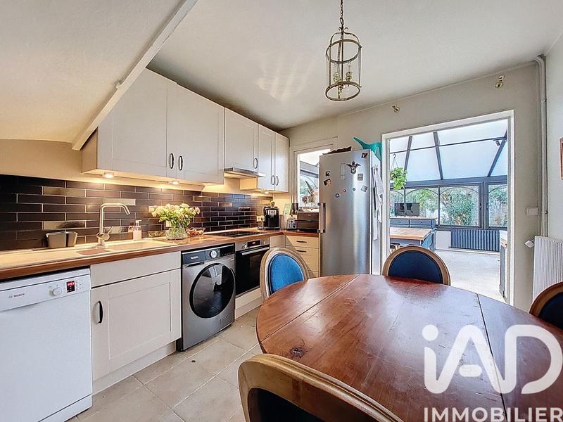 Maison - 296 m² - 10 pièces