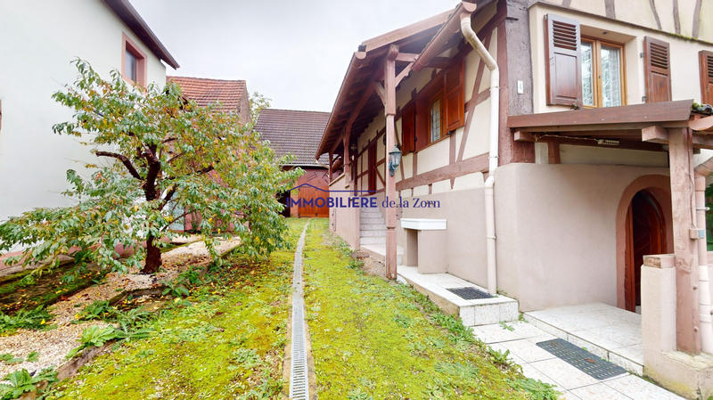 Maison - 97 m² - 5 pièces