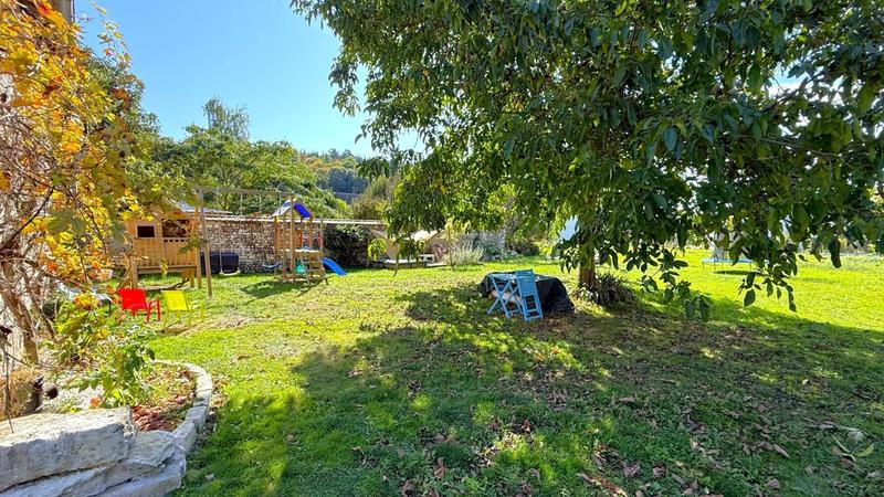 Maison - 111 m² - 5 pièces