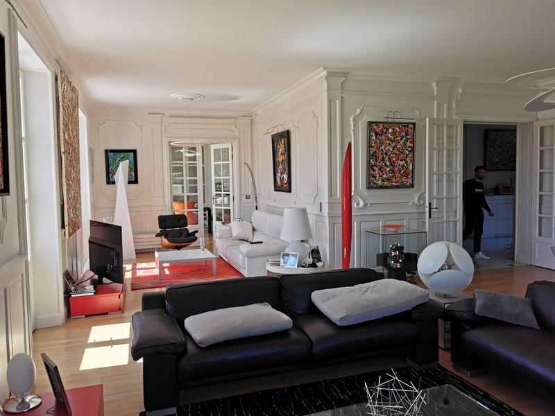 Maison de maîtres - 320 m² - 10 pièces