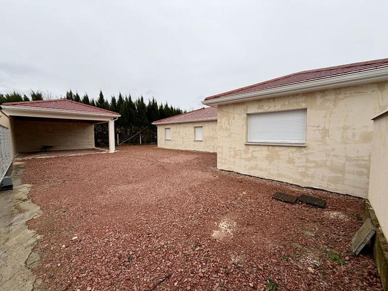 Maison - 140 m² - 5 pièces