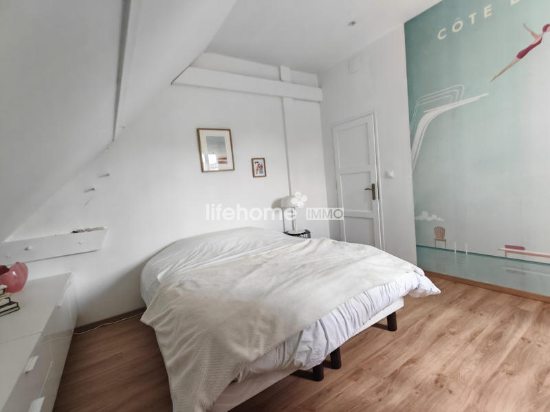 Maison - 190 m² - 8 pièces