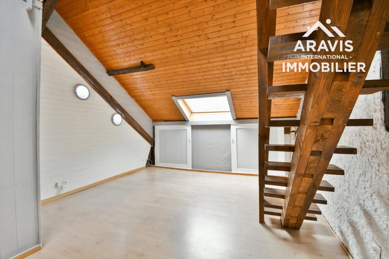 Studio - 42 m² - 1 pièce