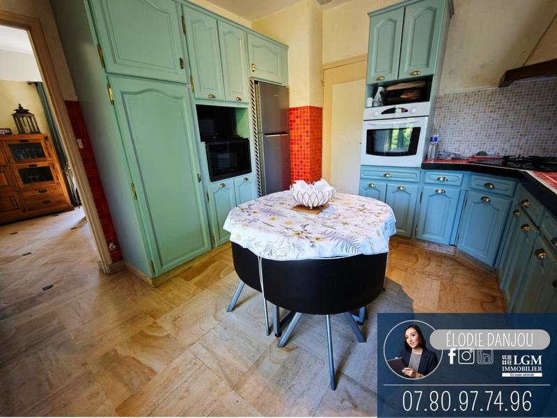 Maison - 180 m² - 6 pièces