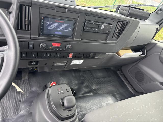 Isuzu M30 5.2l 190ch Bv Automatique Benne + Coffre